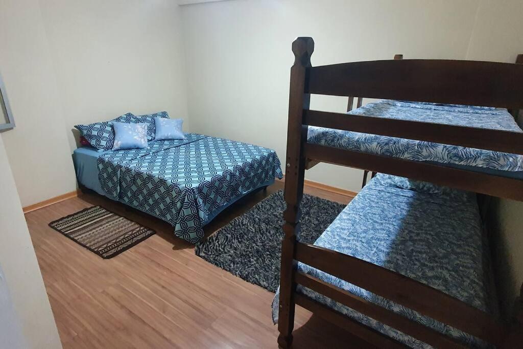 100 Metros Da Praia - Apto Completo - Wifi - Estacionamento Apartment São Vicente Екстериор снимка